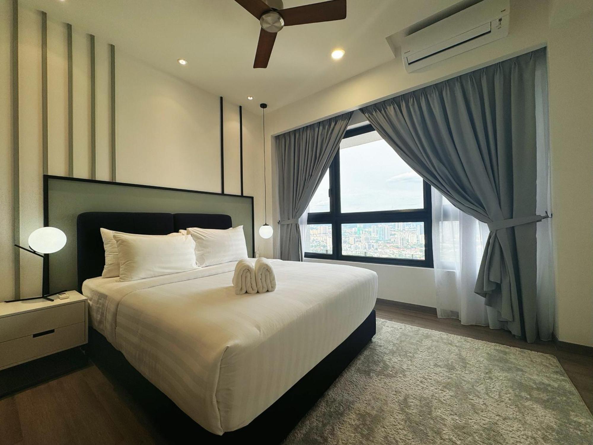 Agile Bukit Bintang Trx By Dormeo Destinations Apartment Kuala Lumpur Exterior photo
