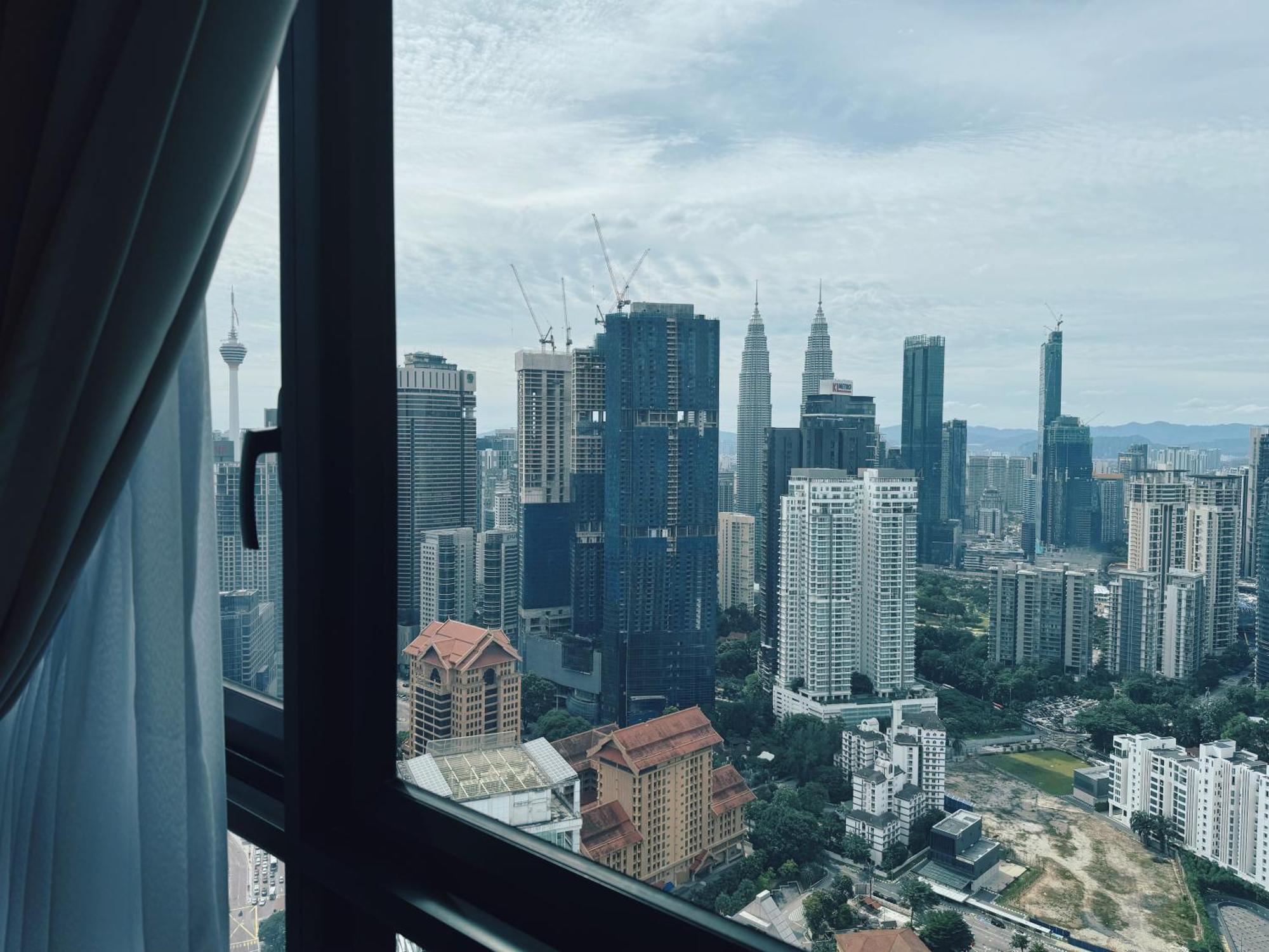 Agile Bukit Bintang Trx By Dormeo Destinations Apartment Kuala Lumpur Exterior photo